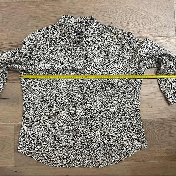Talbots Leopard Animal Print Stretch Button Down Shirt - Picture 6 of 8